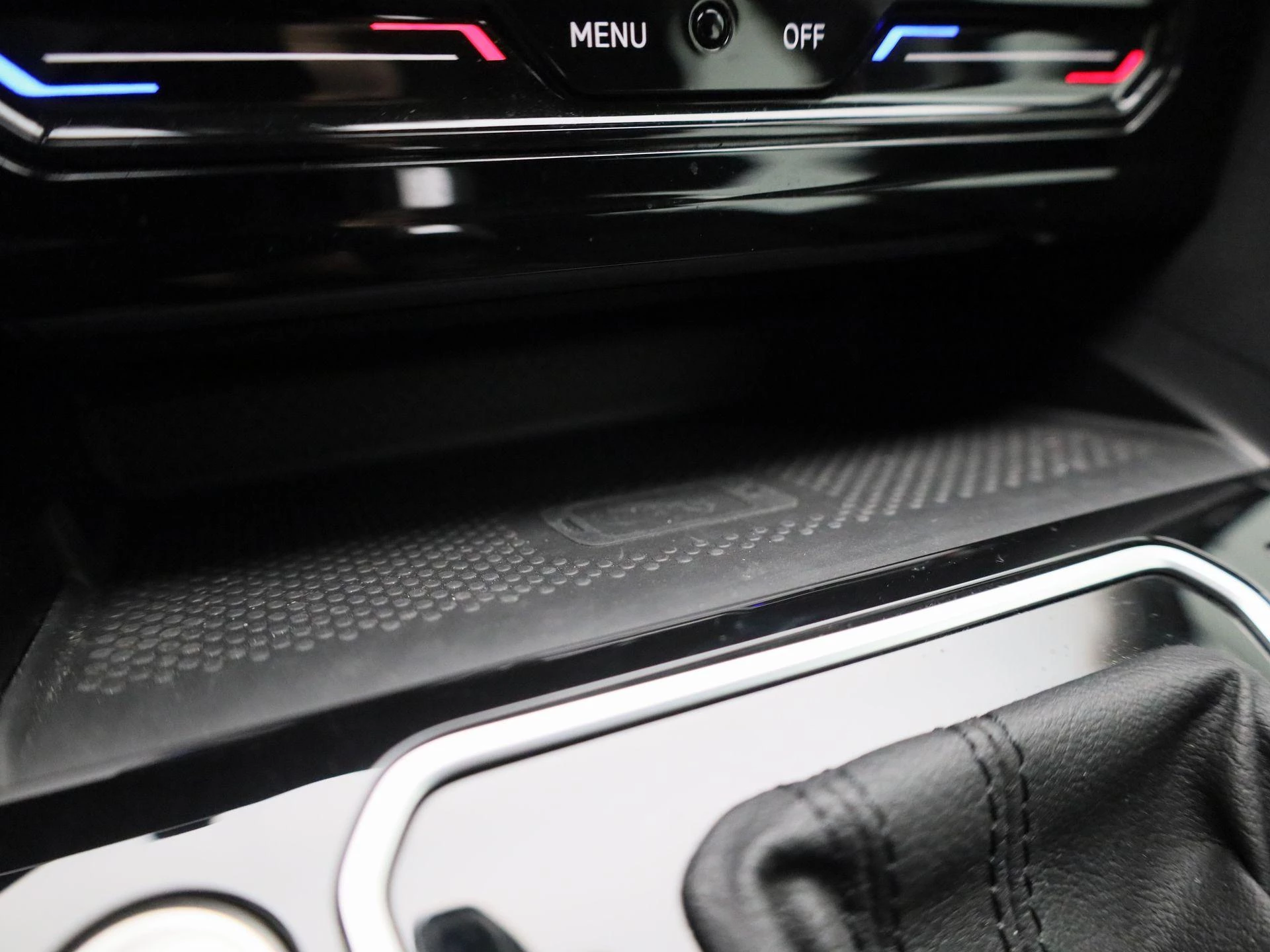 Volkswagen-Passat-image-21