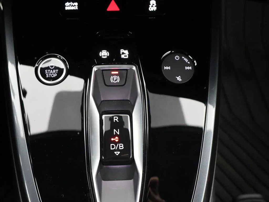 Audi-Q4 e-tron-image-24