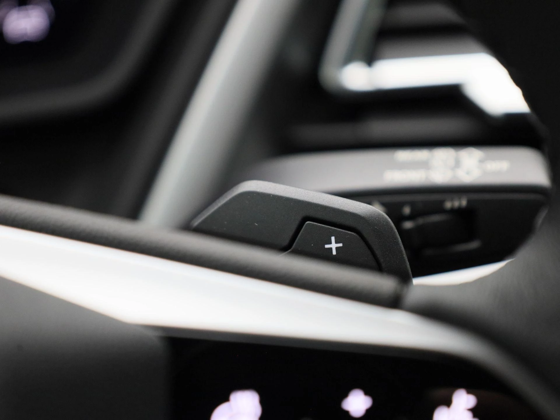 Audi-Q4 e-tron-image-32