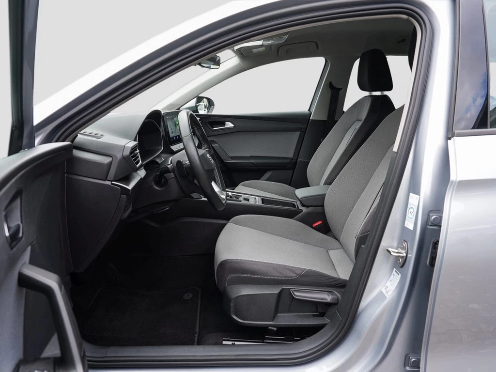 SEAT Leon Sportstourer 2,0 TDI DSG Style,LED,Navi,ALU Lenkrad/Sitzheizung,Climatronic,Tempomat