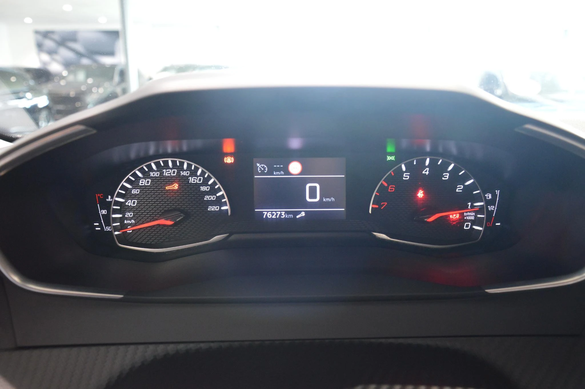 Peugeot-2008-image-11