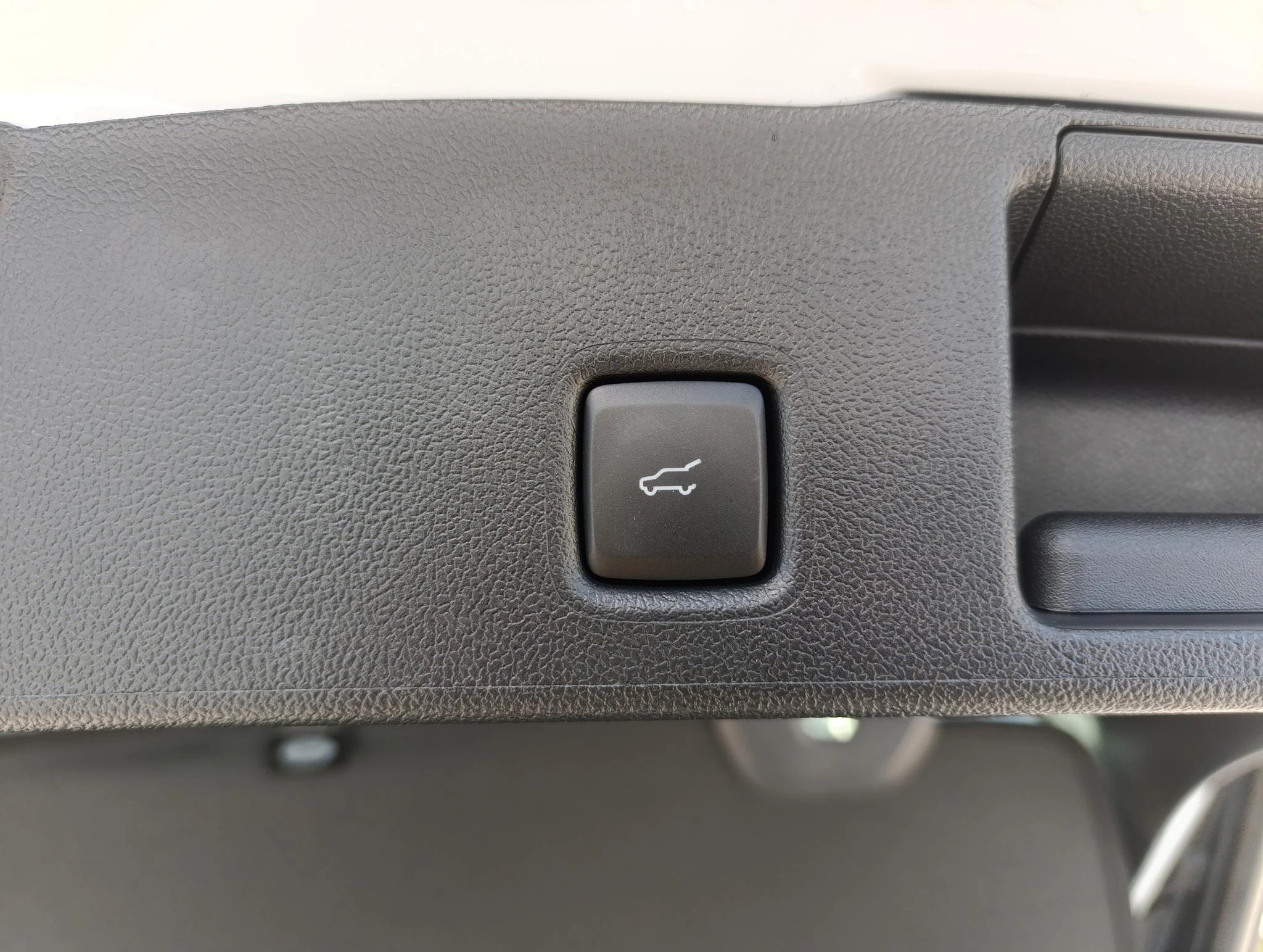 Ford-Kuga-image-8