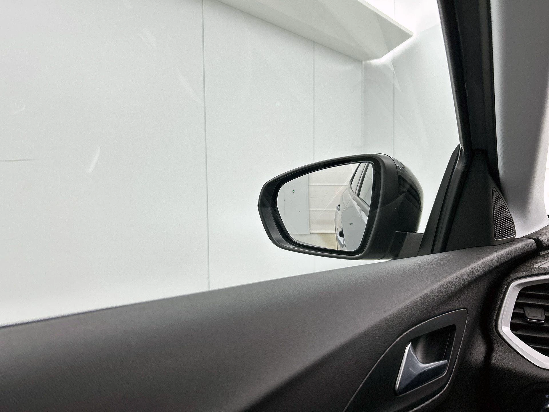 Opel-Grandland-image-17