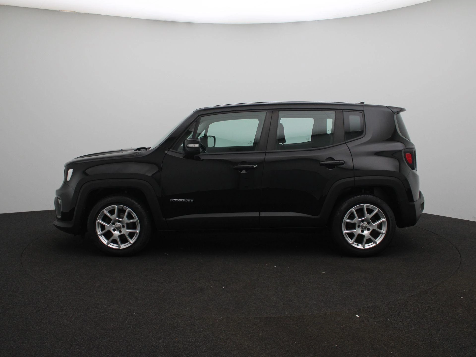 Jeep-Renegade-image-3