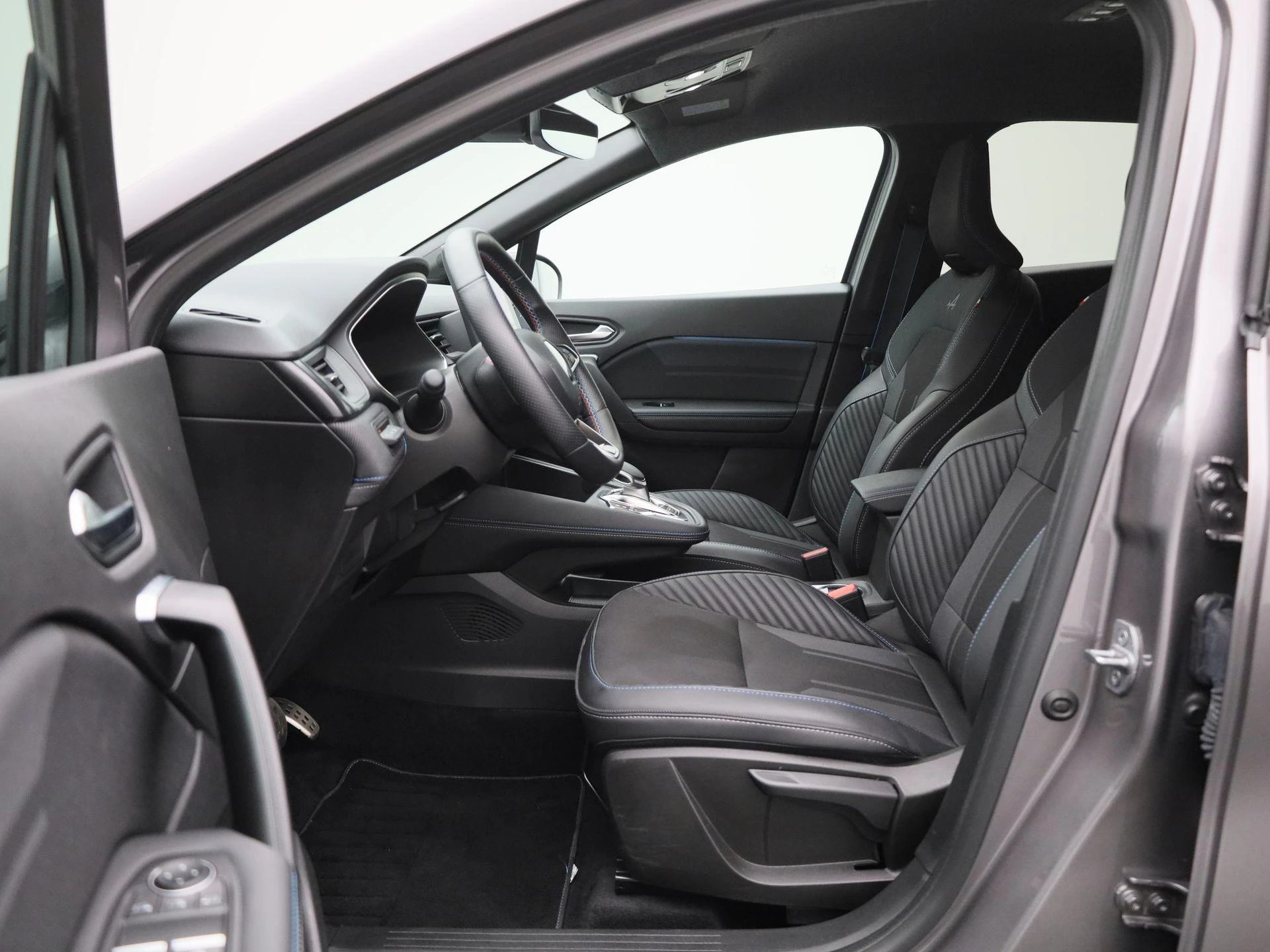 Renault-Captur-image-10