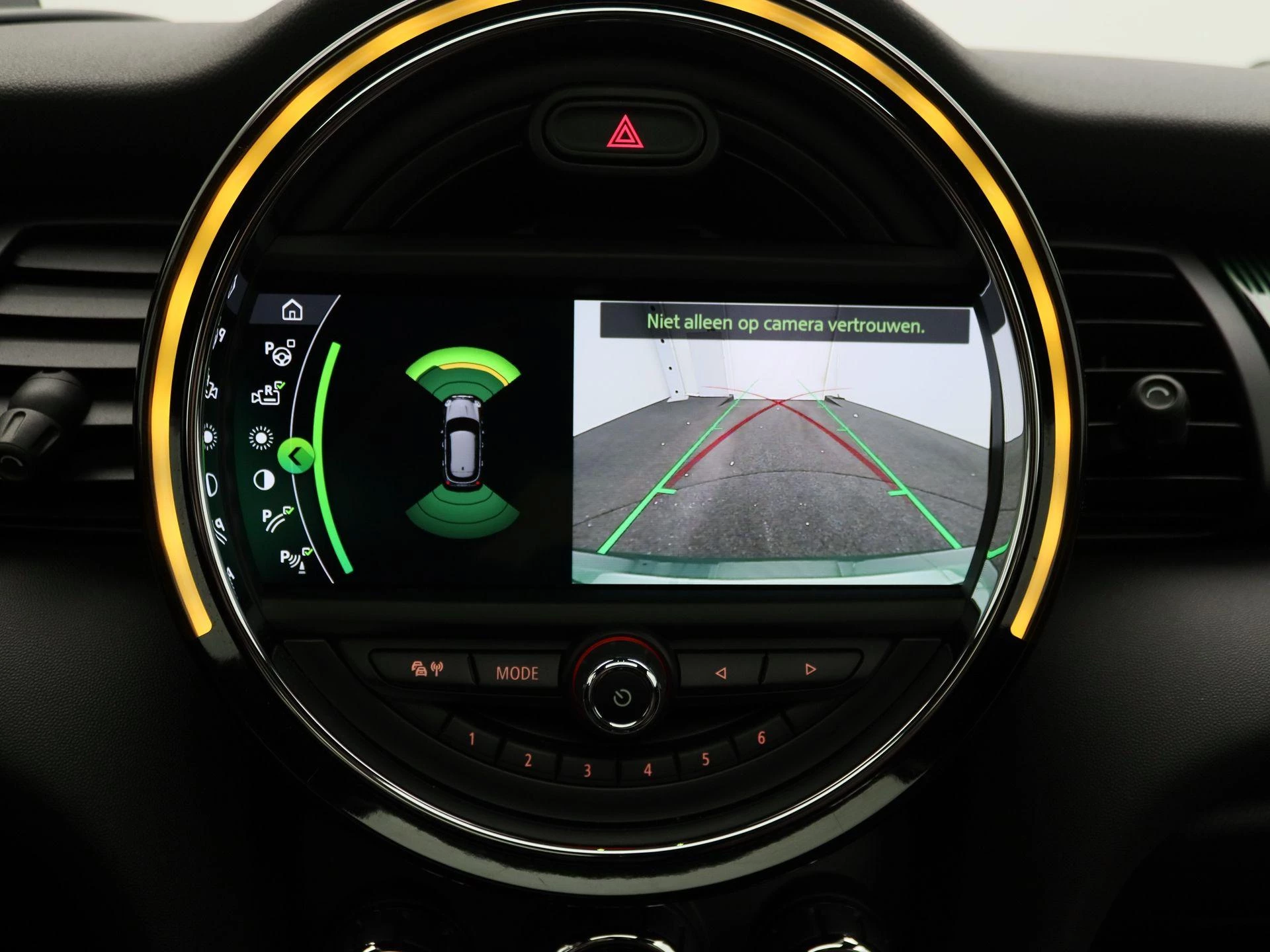 MINI-Cooper-image-16