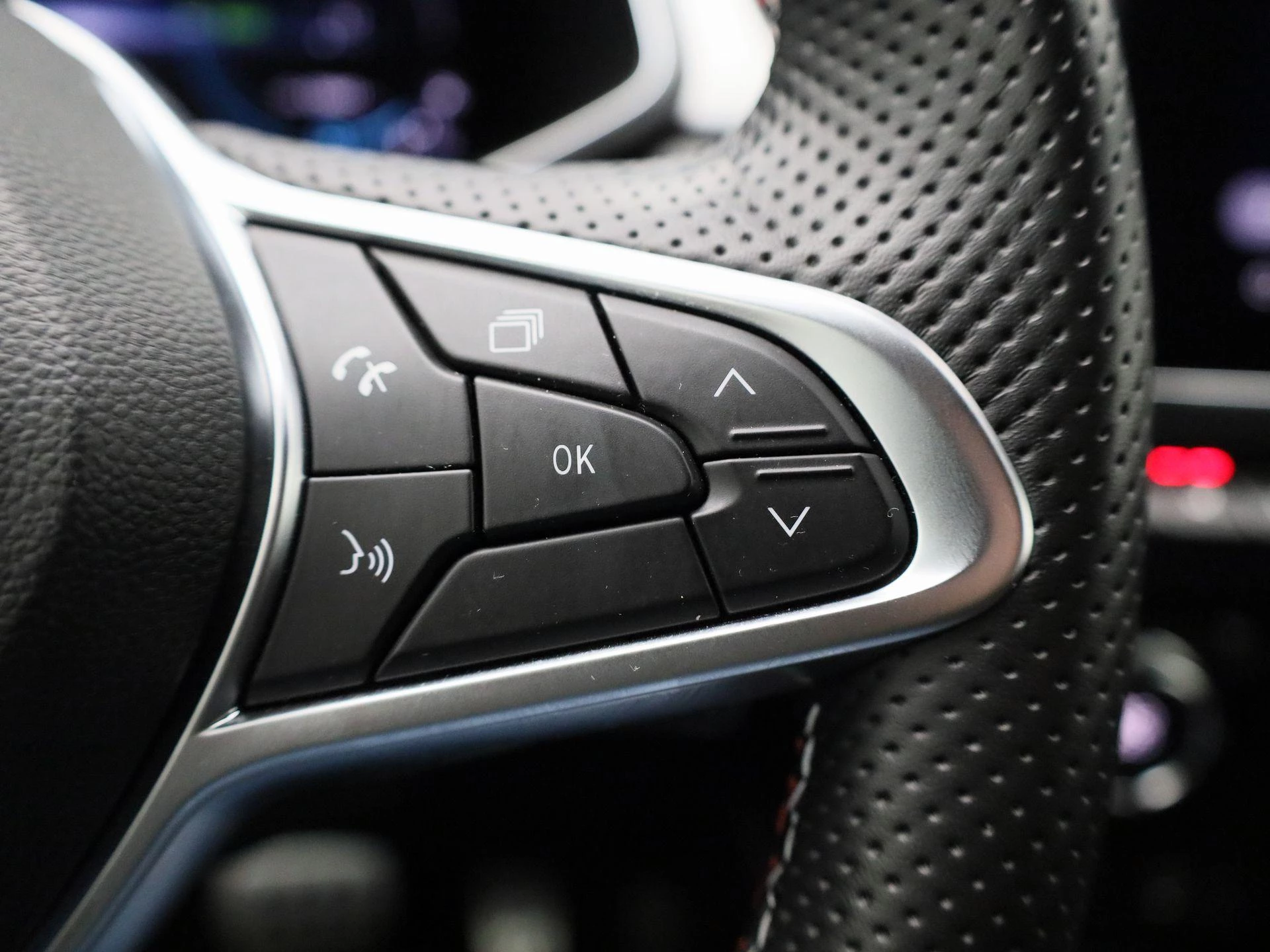Renault-Captur-image-16