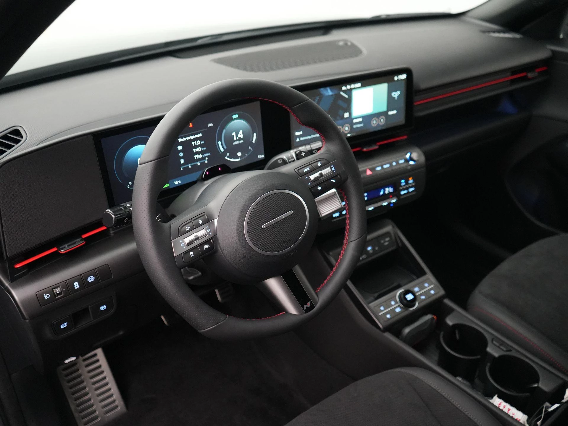 Hyundai-Kona-image-35