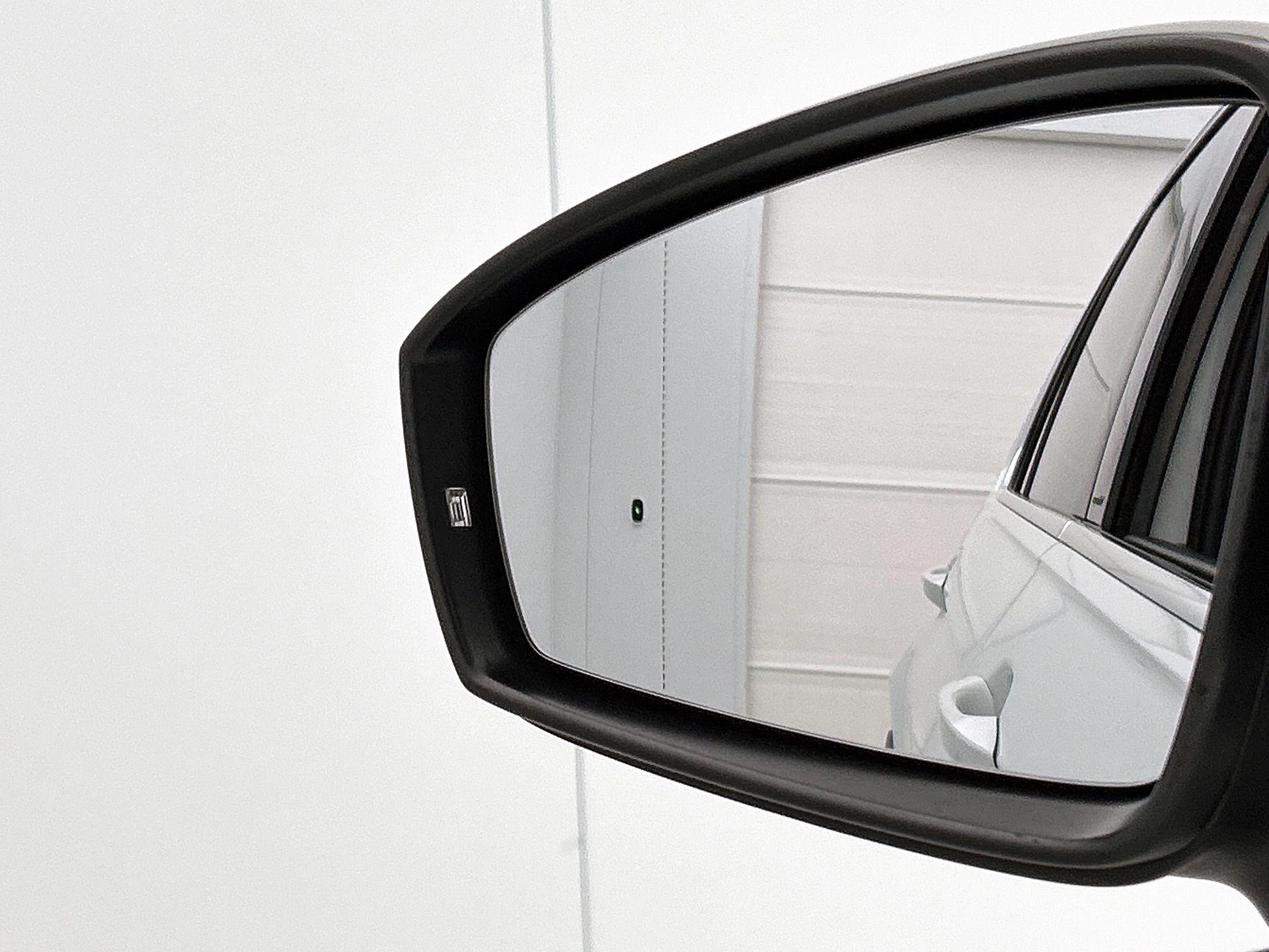 Volkswagen-Tiguan-image-7