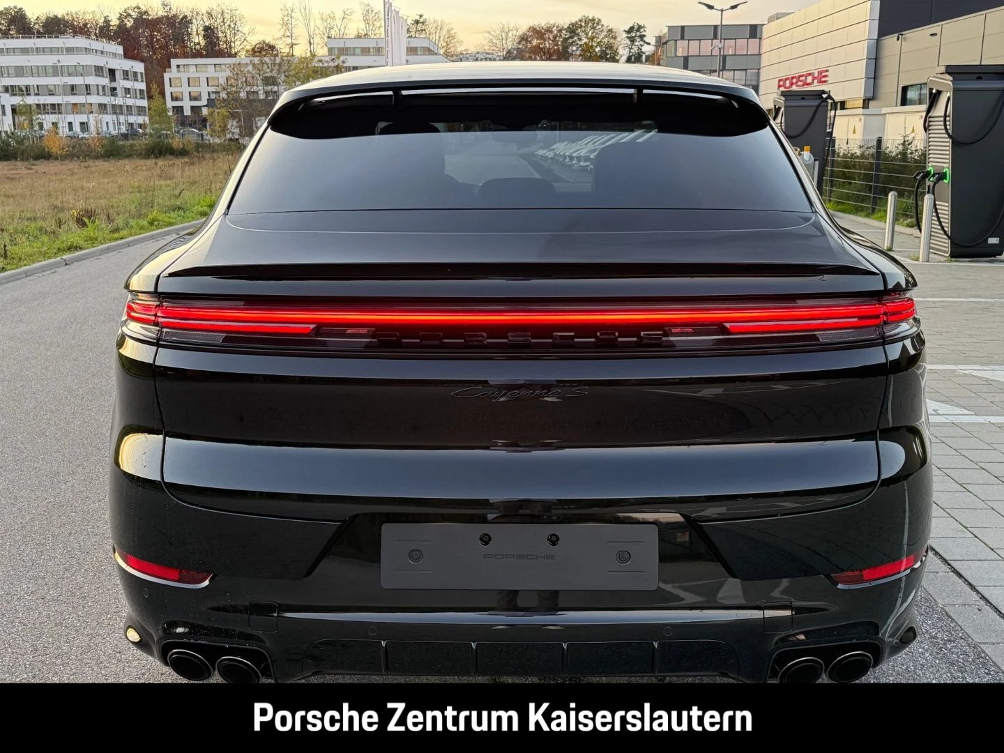 Porsche Cayenne S E-Hybrid Coupe Black Edition InnoDrive black edition