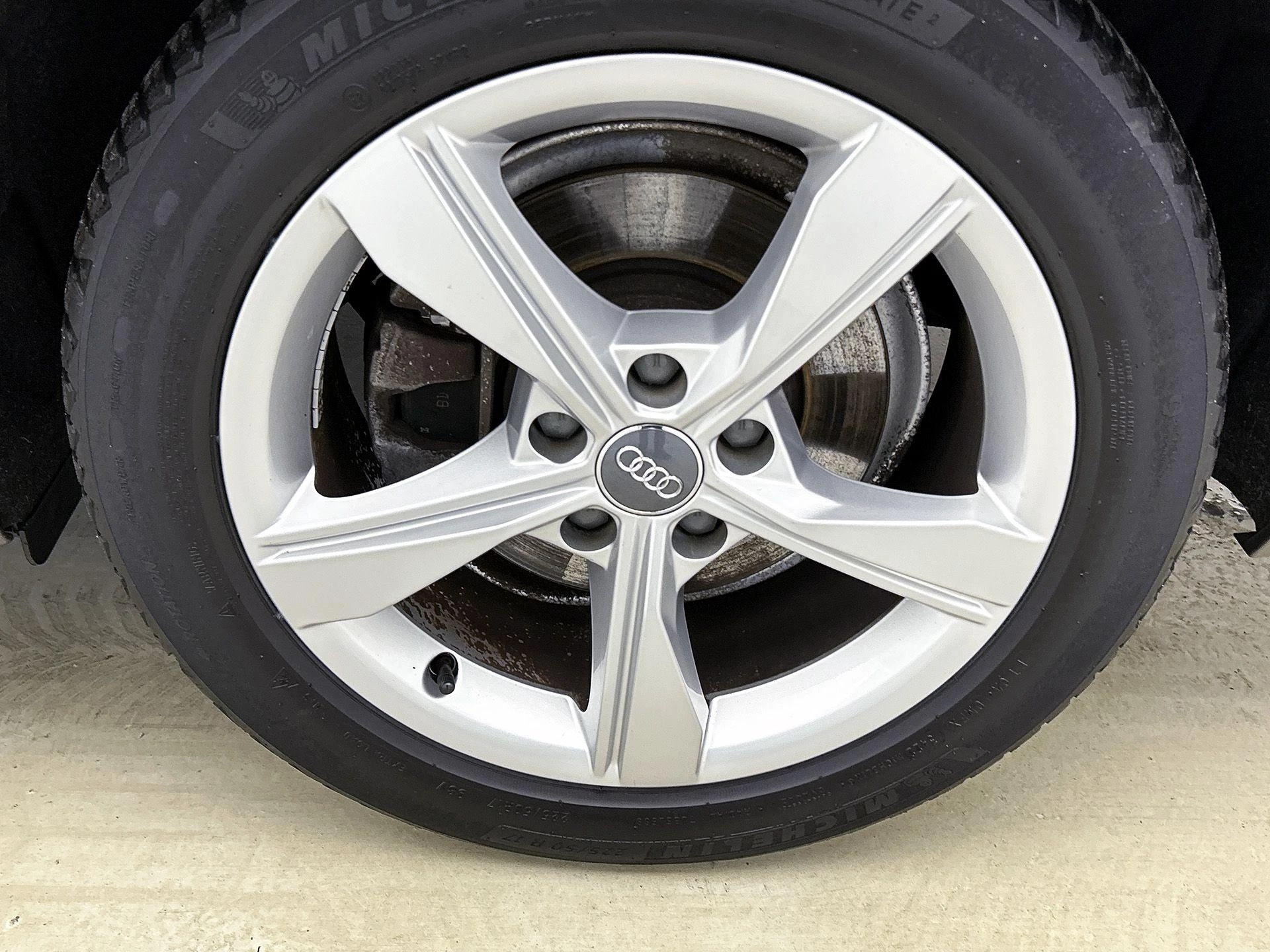 Audi-A4-image-30