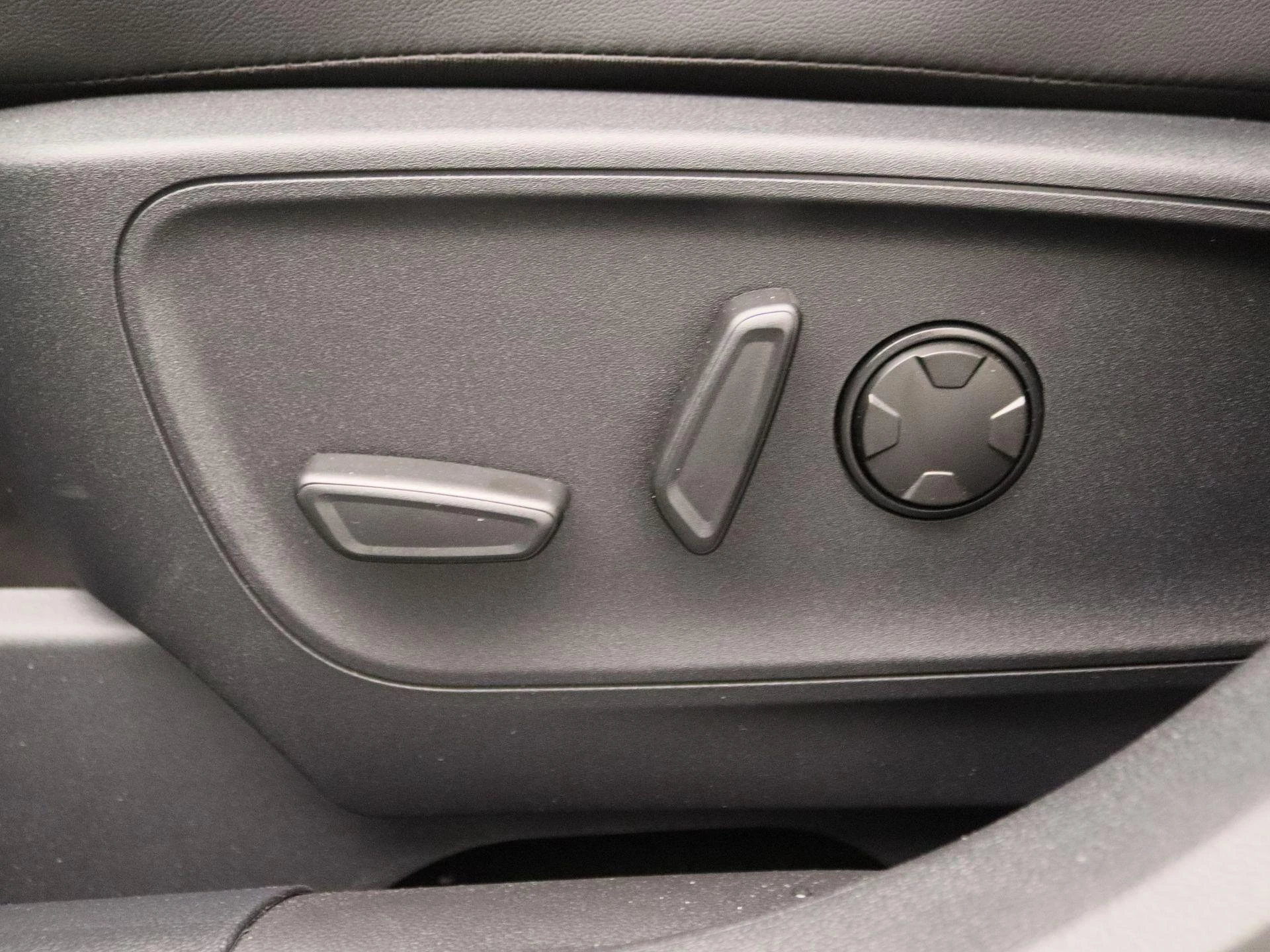 Ford-Kuga-image-12