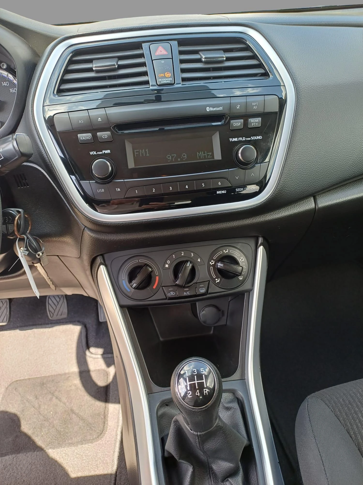 Suzuki-S-Cross-image-7