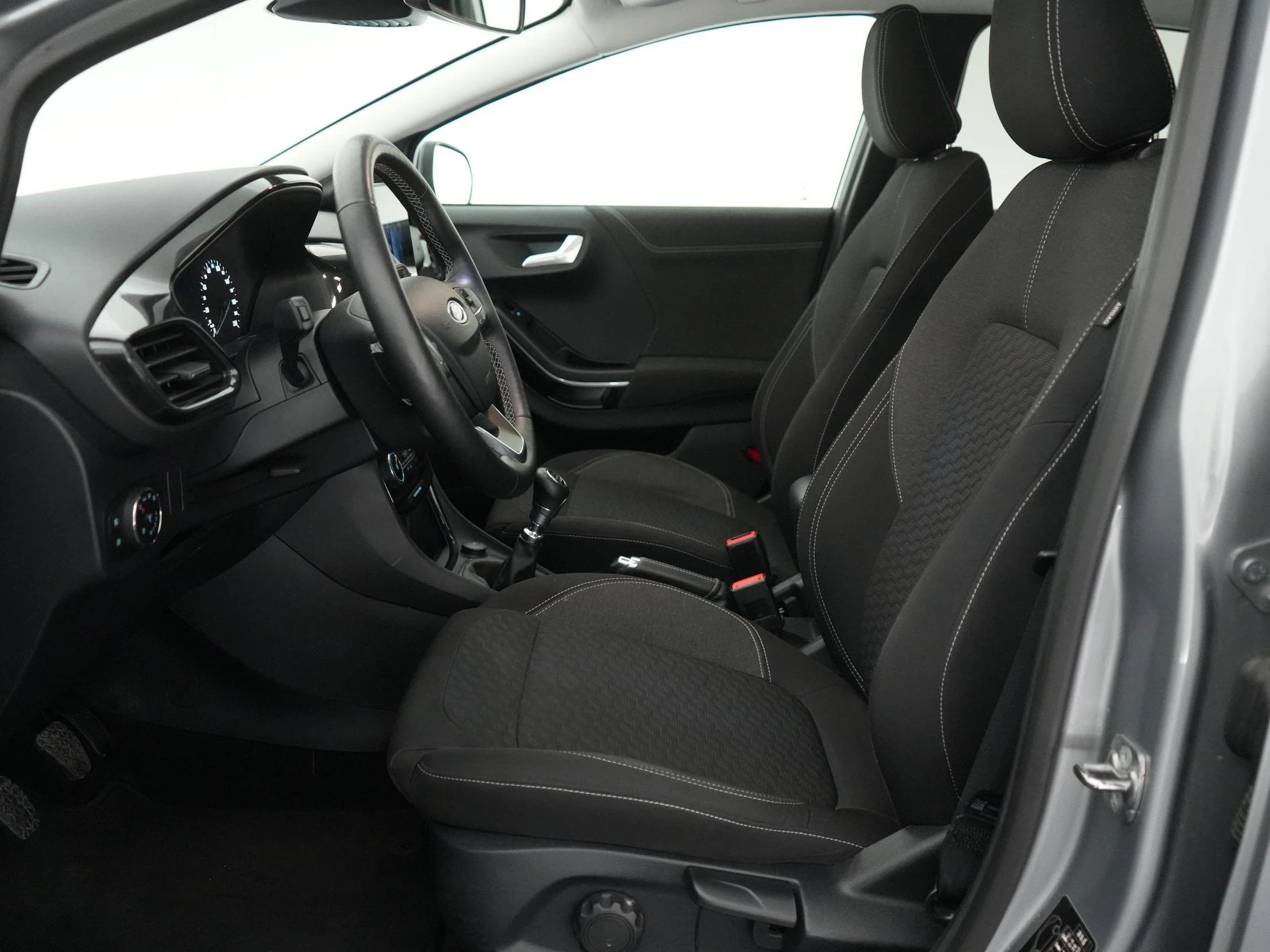 Ford Puma 1.0i Ecoboost mHEV 92kW Titanium