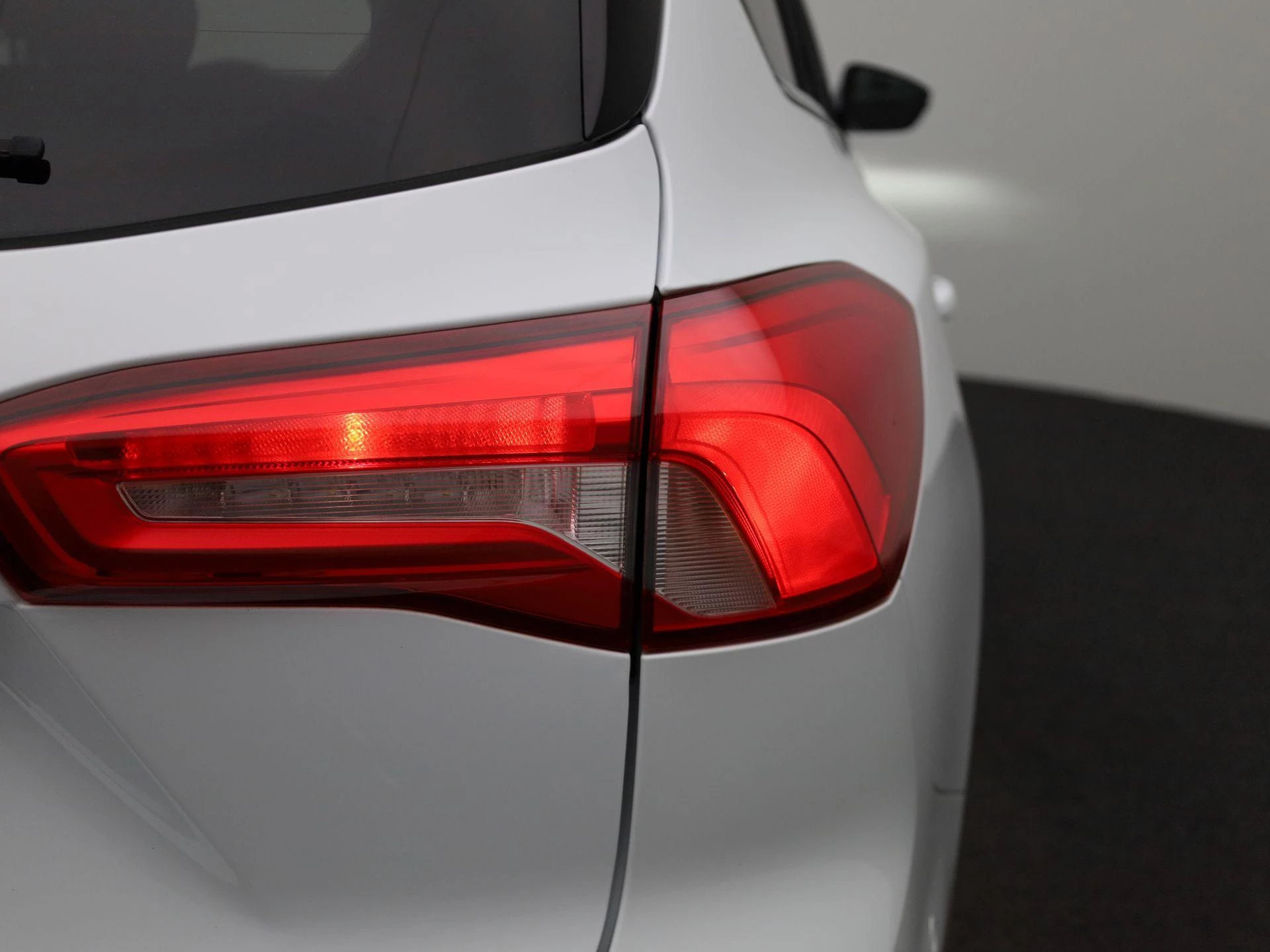 Ford Focus Wagon 1.0 EcoBoost Titanium X Business