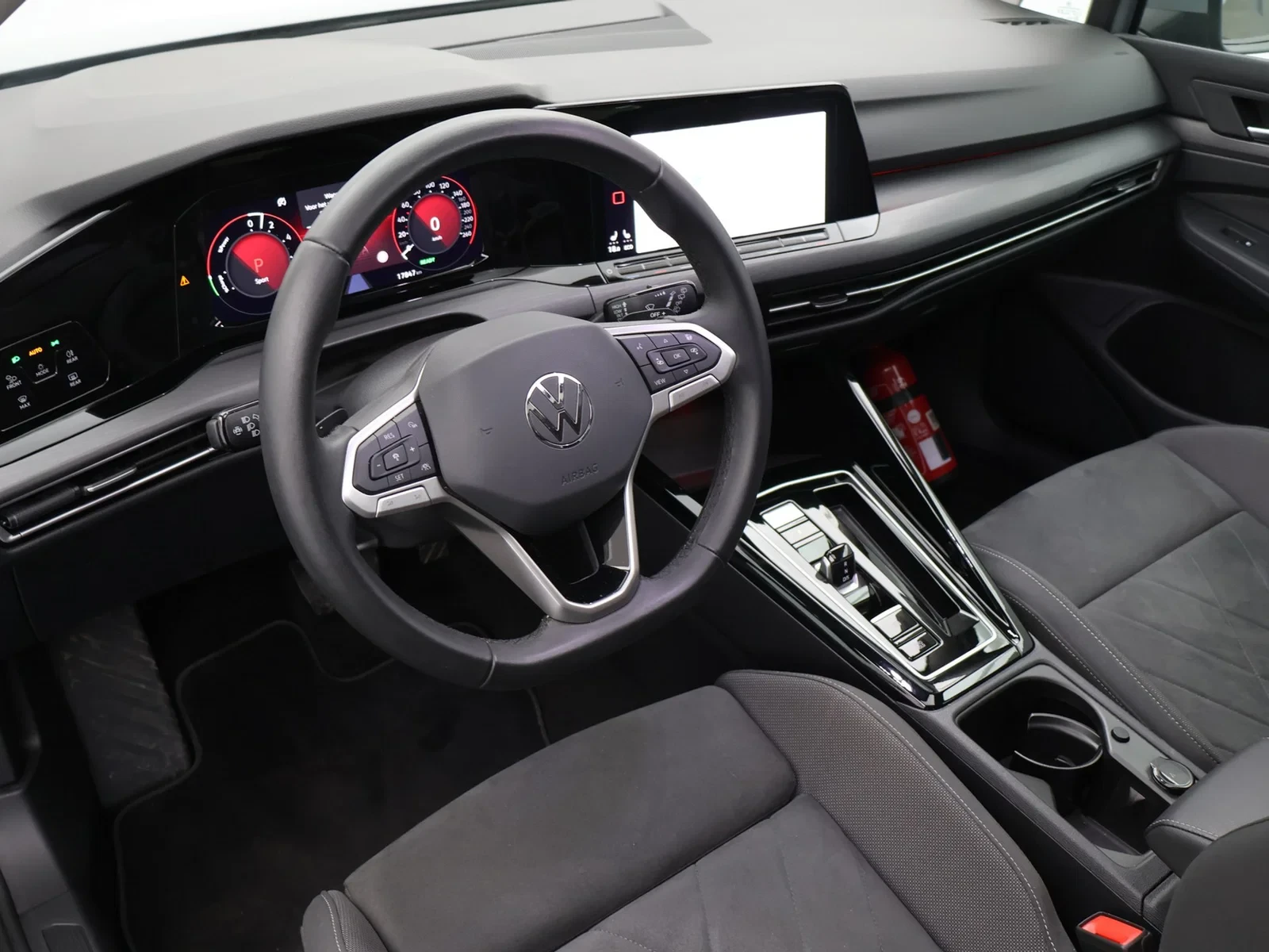 Volkswagen Golf VIII eHybrid (PHEV) Golf Style Business Premium 1.4TSI eHybrid PHEV 204PK *AUTOMAAT*PANODAK*ALCANTARA*CAMERA*PDC*ACC*NAV
