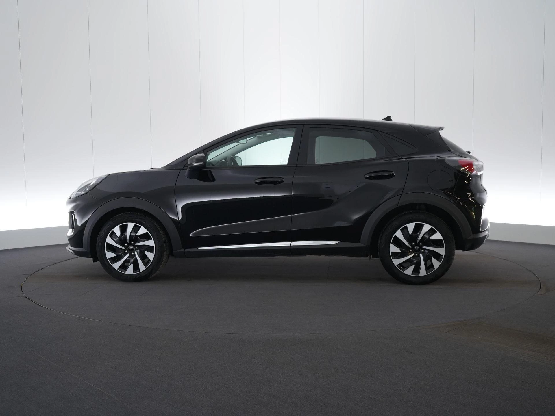Ford Puma 1.0i Ecoboost mHEV 92kW Titanium