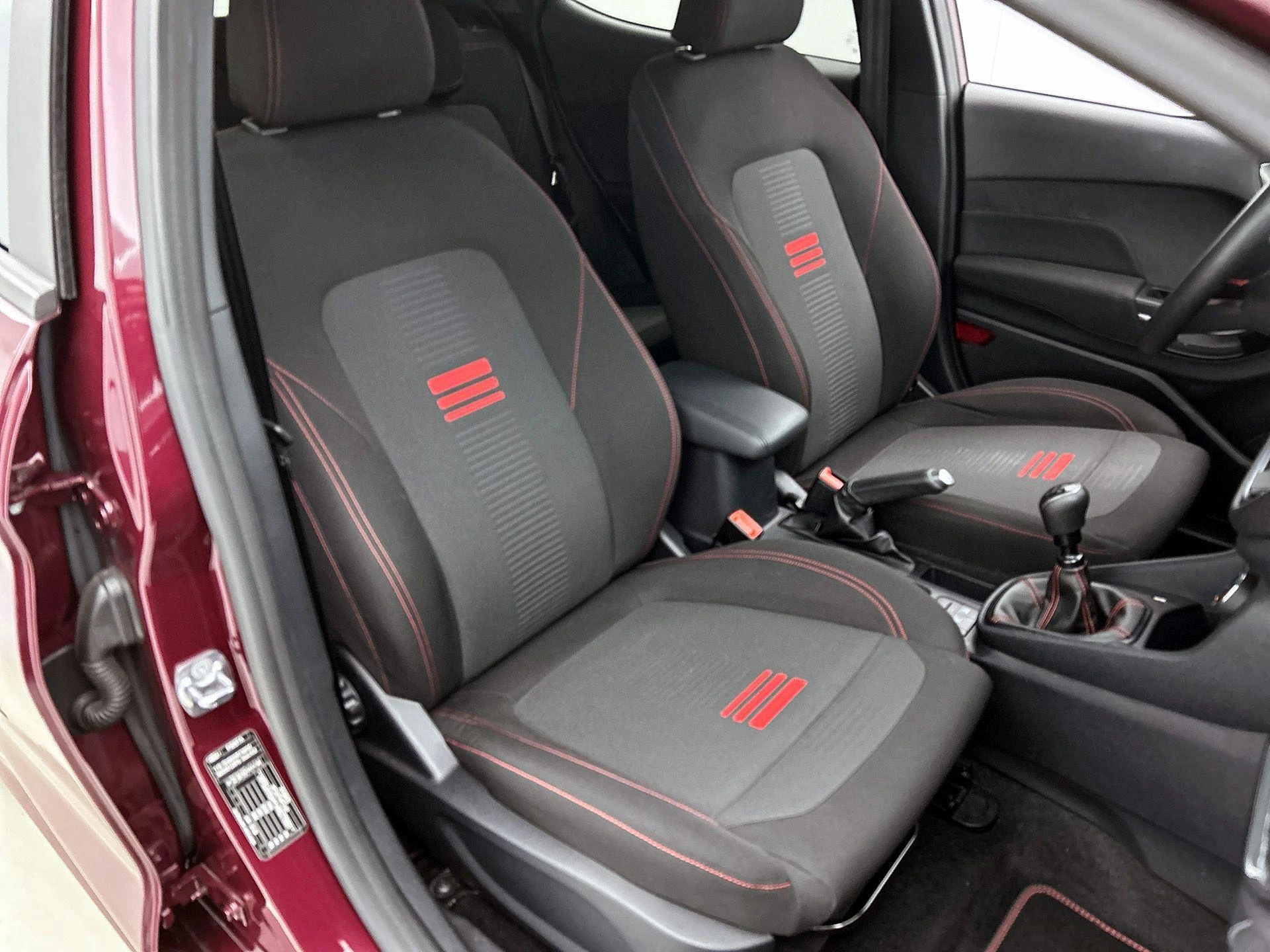 Ford Fiesta 1.0 EcoBoost Hybrid ST-Line X