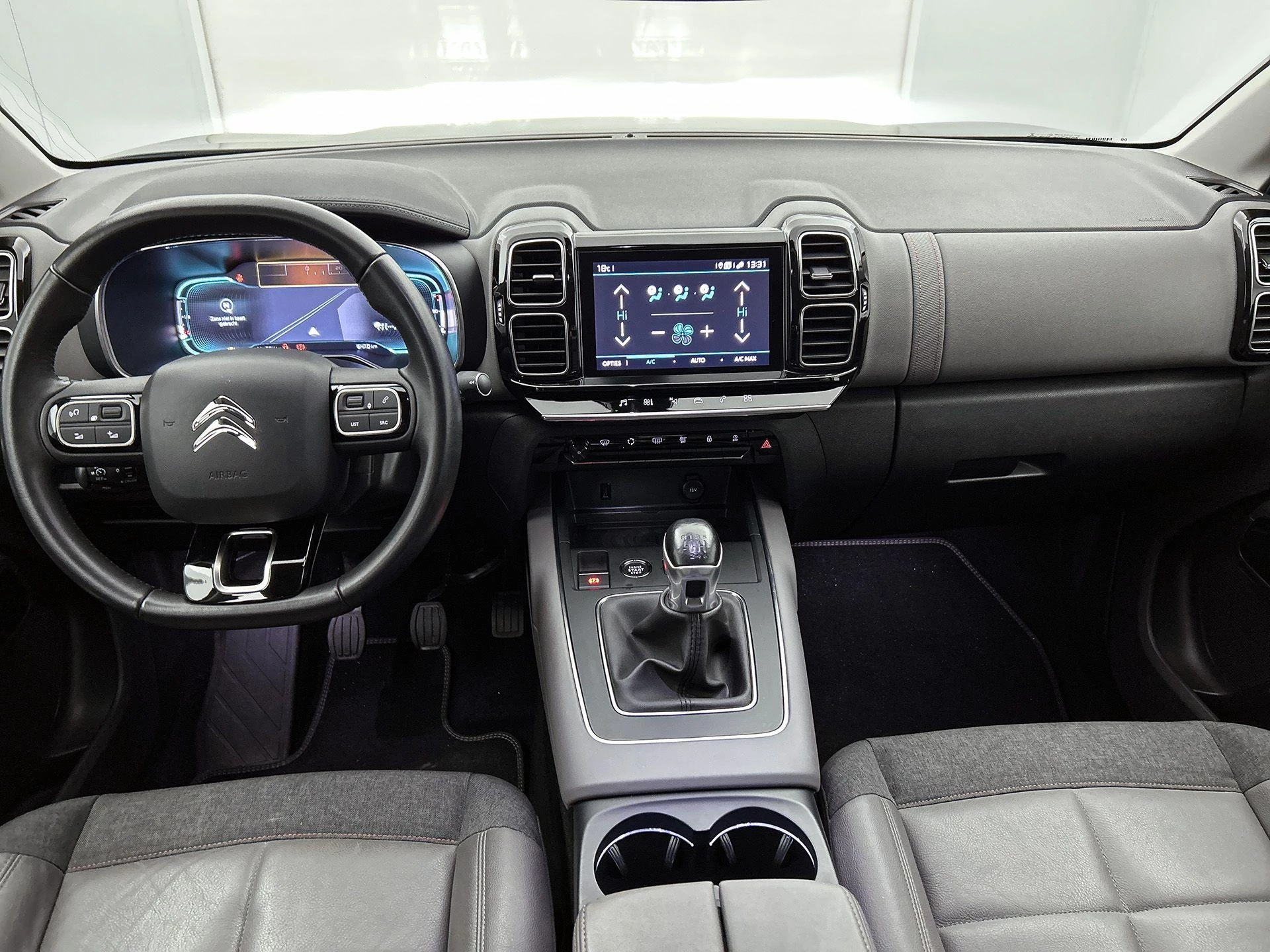Citroën-C5 Aircross-image-18