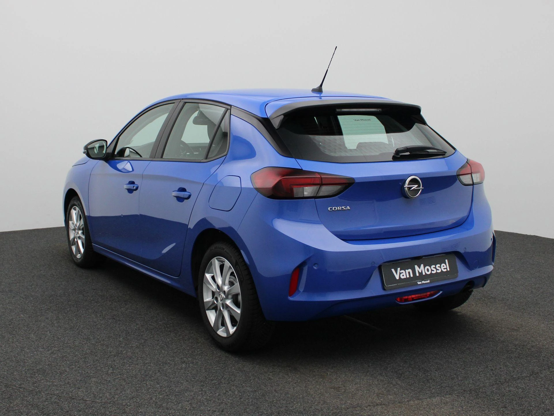 Opel-Corsa-image-1