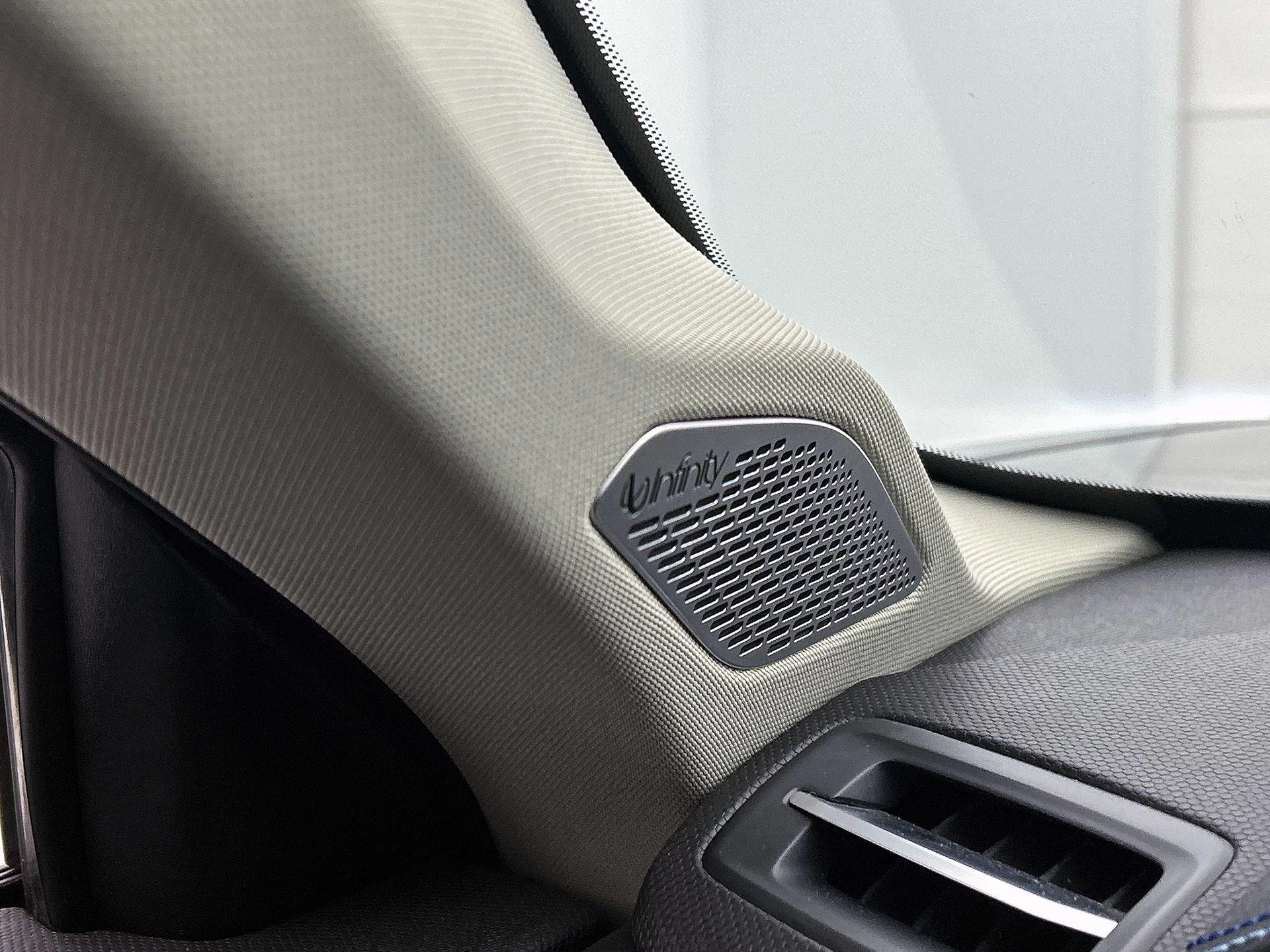 Lynk & Co 01 1.5