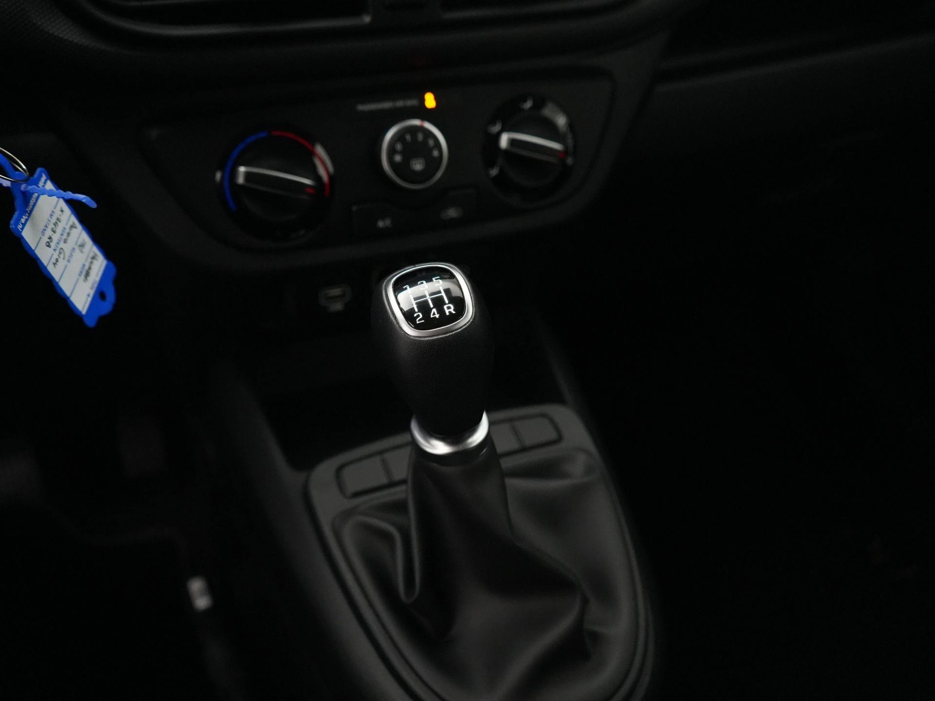 Hyundai-i10-image-18