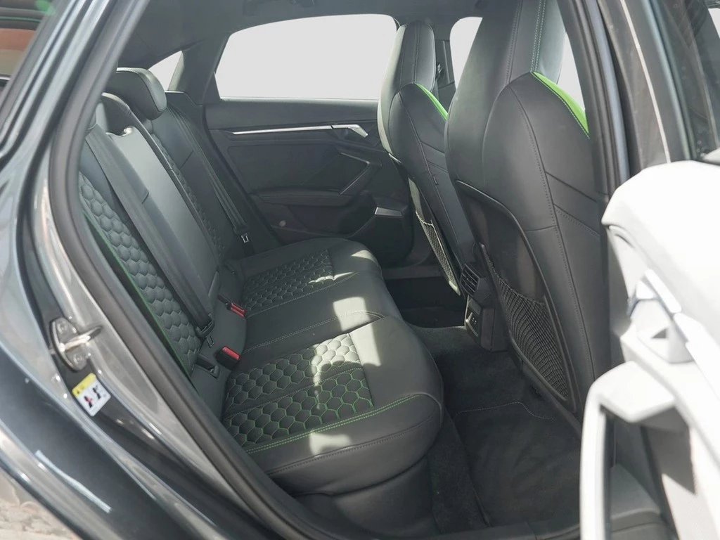 Audi RS3 Lim. TFSI qu. S tronic /MatrixLED/HuD/SAGA
