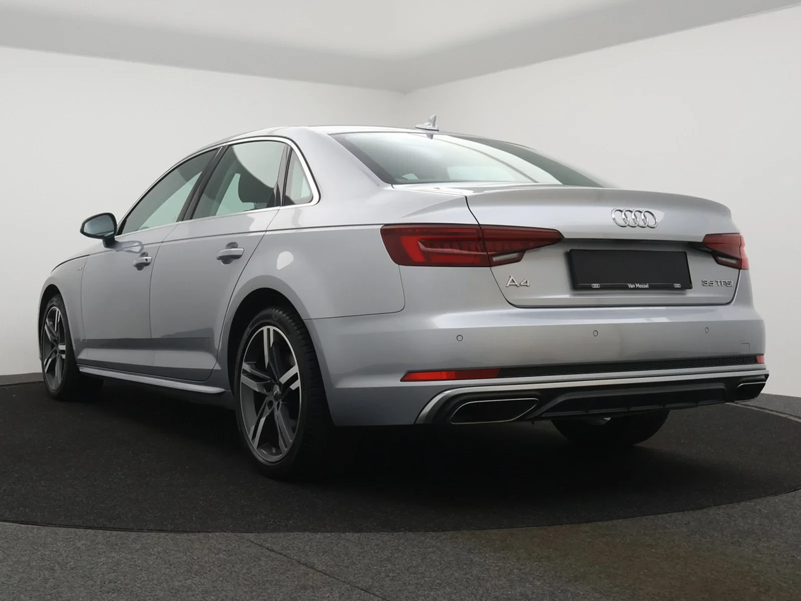 Audi A4 Sedan 35TFSI Sport *VIRTUAL COCKPIT*CRUISE CONTROL*NAVI*BLTH*PDC*DAB RADIO*...*