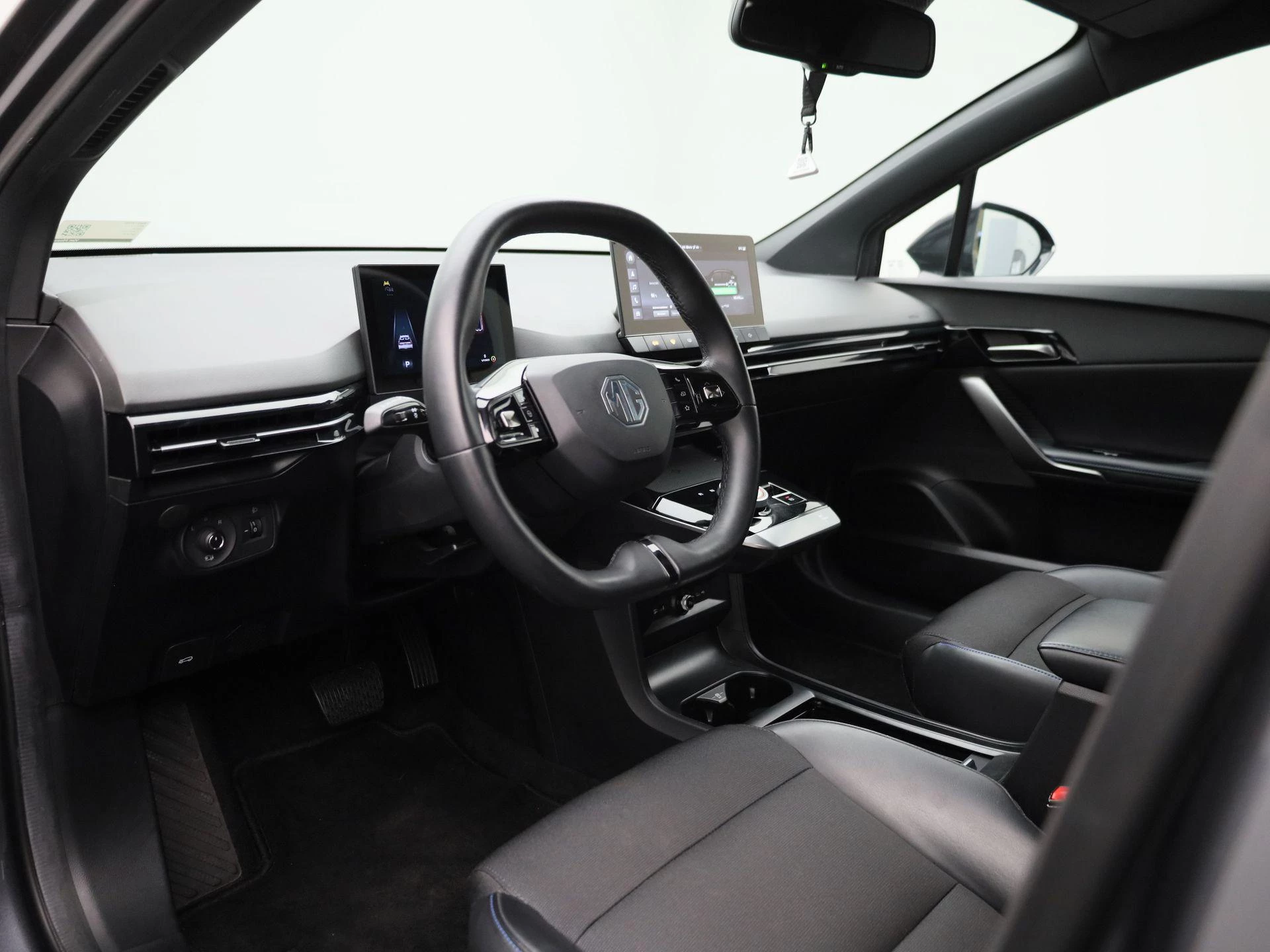 MG MG4 64 kWh Luxury
