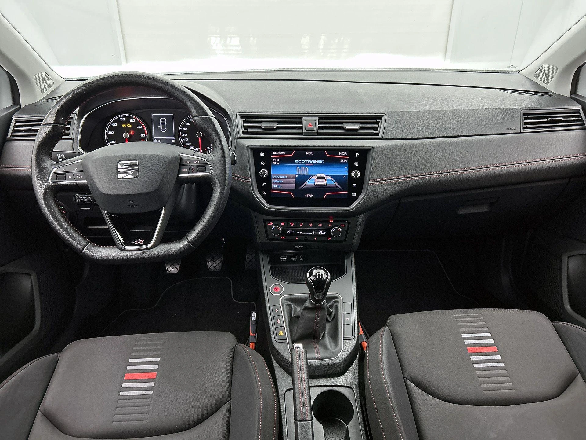 SEAT-Ibiza-image-21