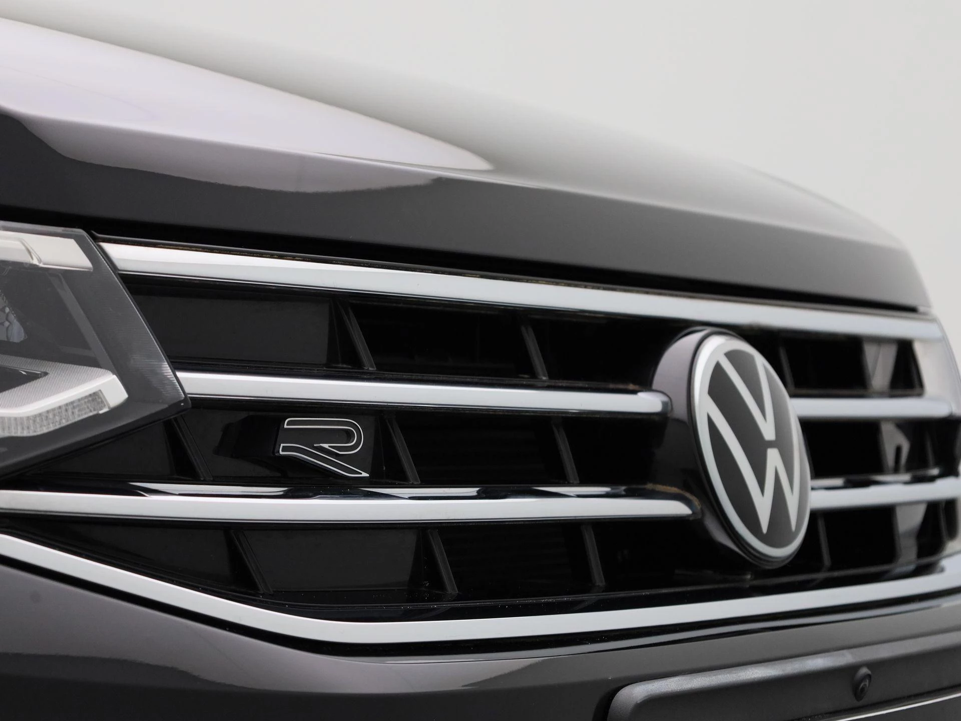 Volkswagen-Tiguan-image-49