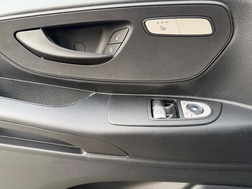 Mercedes-Benz-Vito 116-image-15