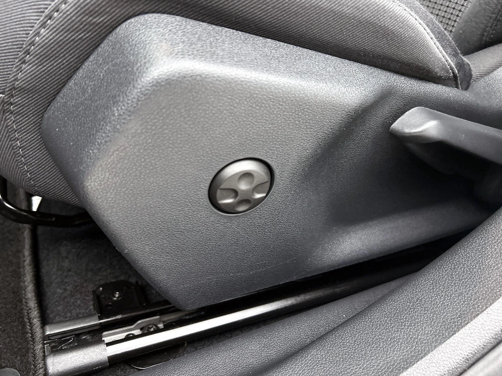 Peugeot-508-image-24