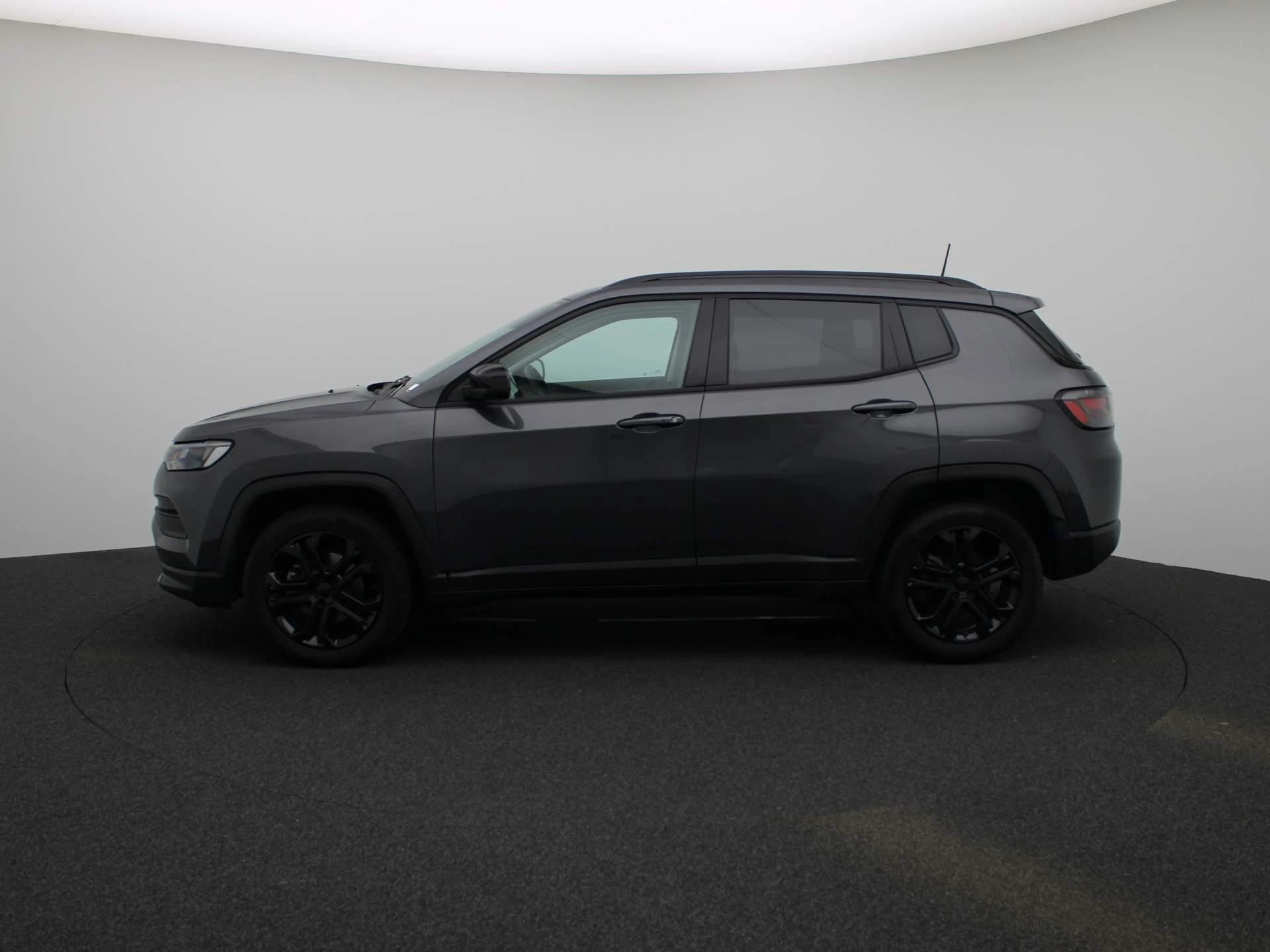Jeep-Compass-image-14