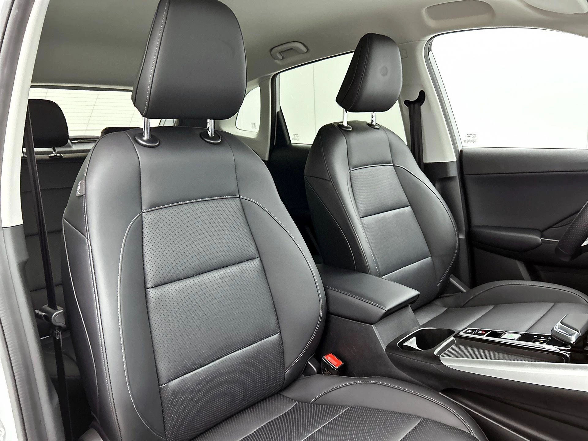 MG-ZS-image-32