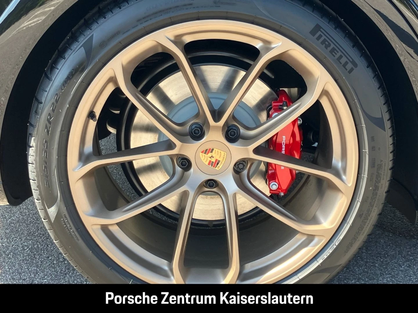 Porsche Cayenne GTS Coupe InnoDrive HA-Lenkung Head-Up gts