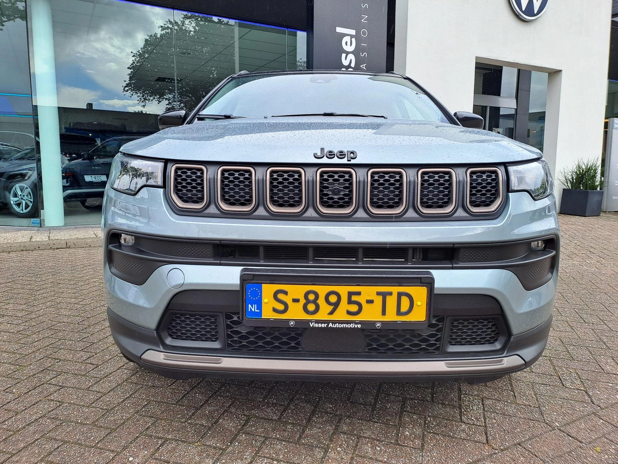 Jeep Compass 4xe 240 Plug-in Hybrid Electric Upland