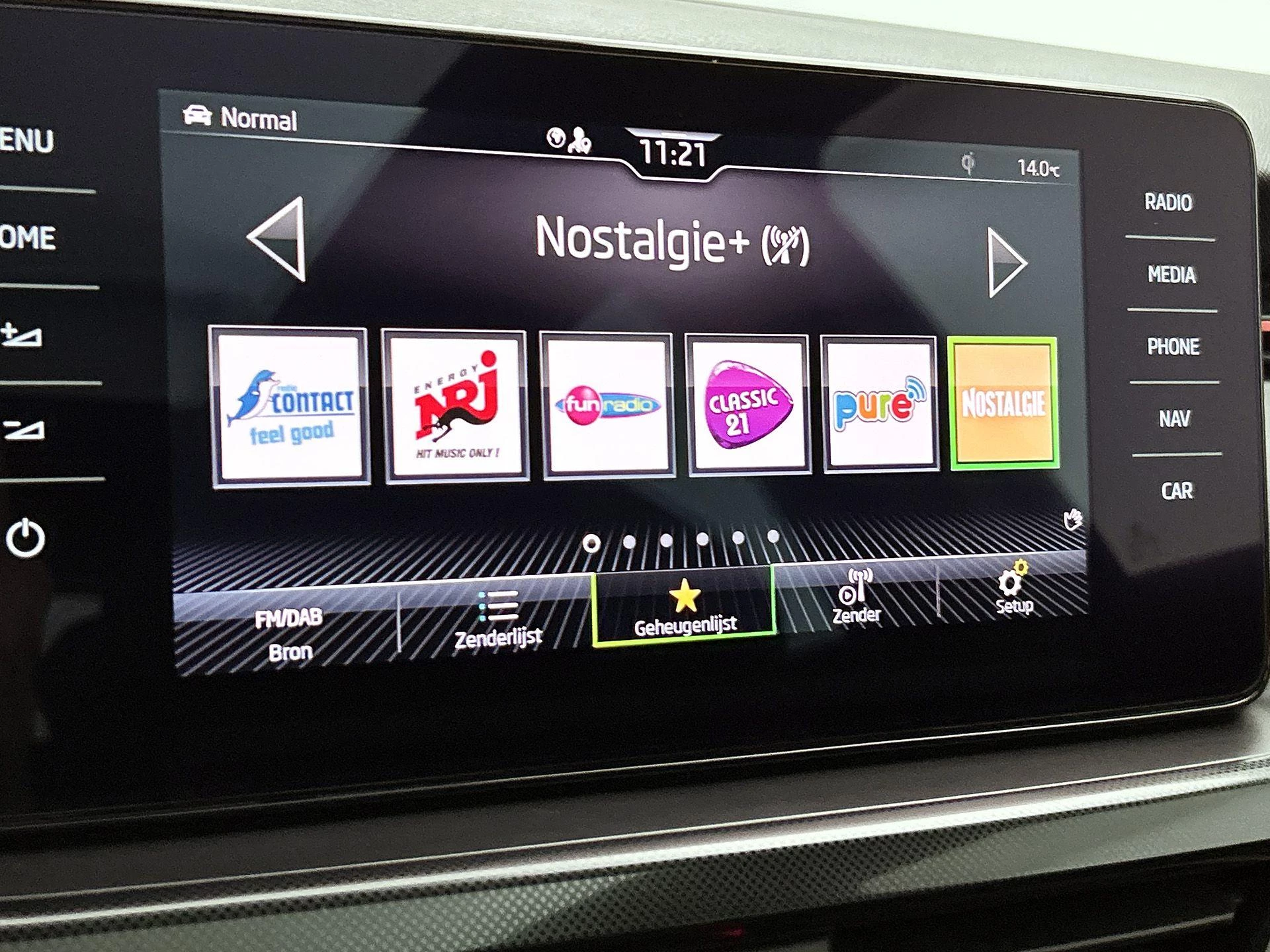 Škoda-Scala-image-23