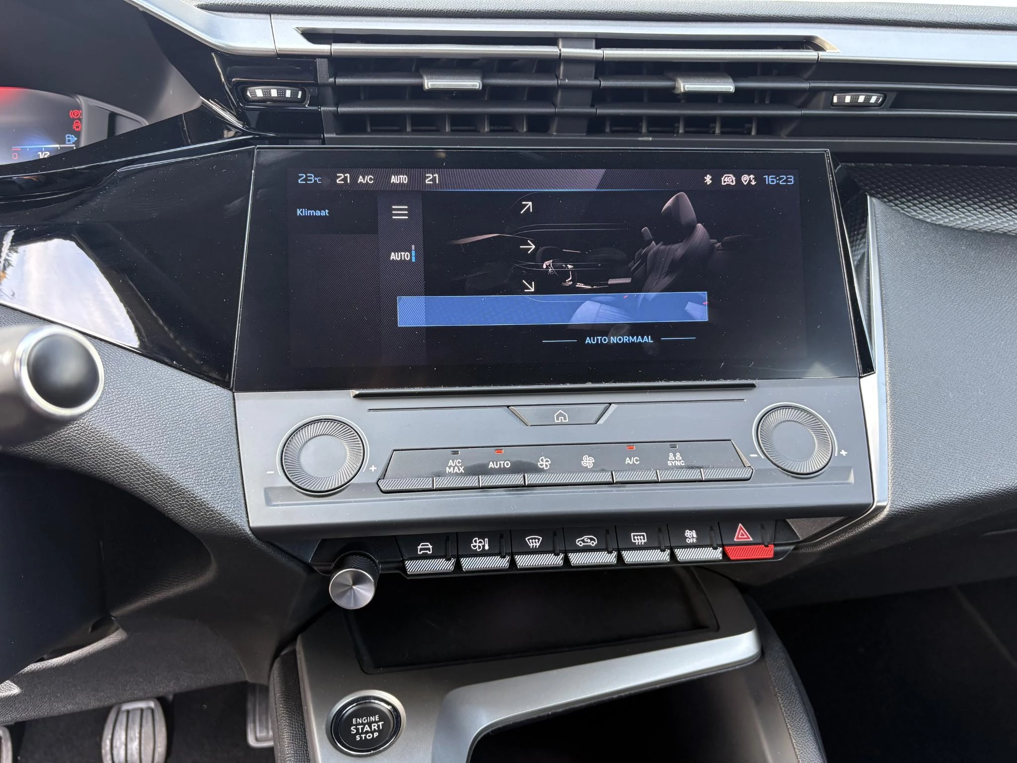Peugeot-308-image-11
