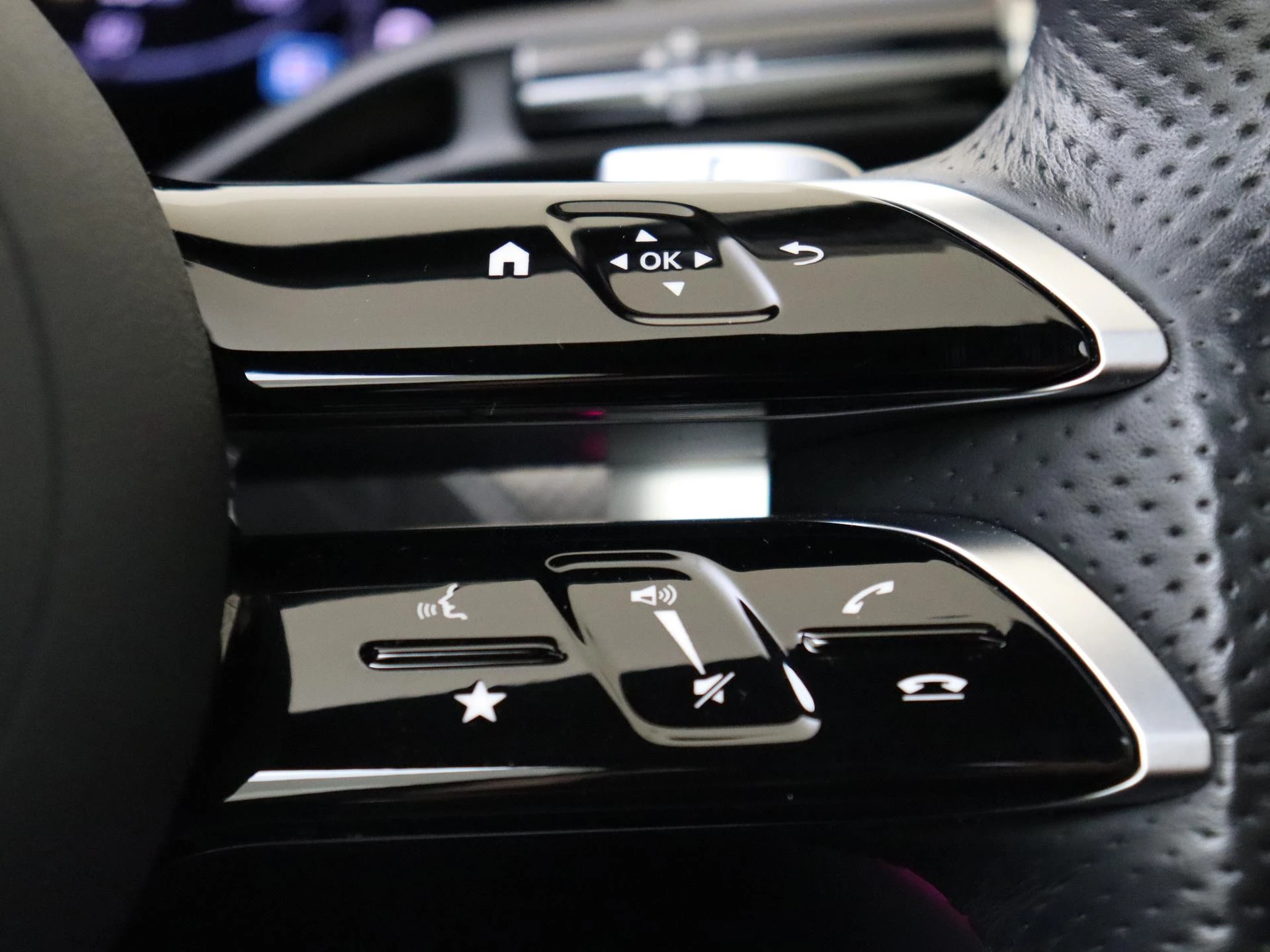 Mercedes-Benz-C-Klasse-image-12