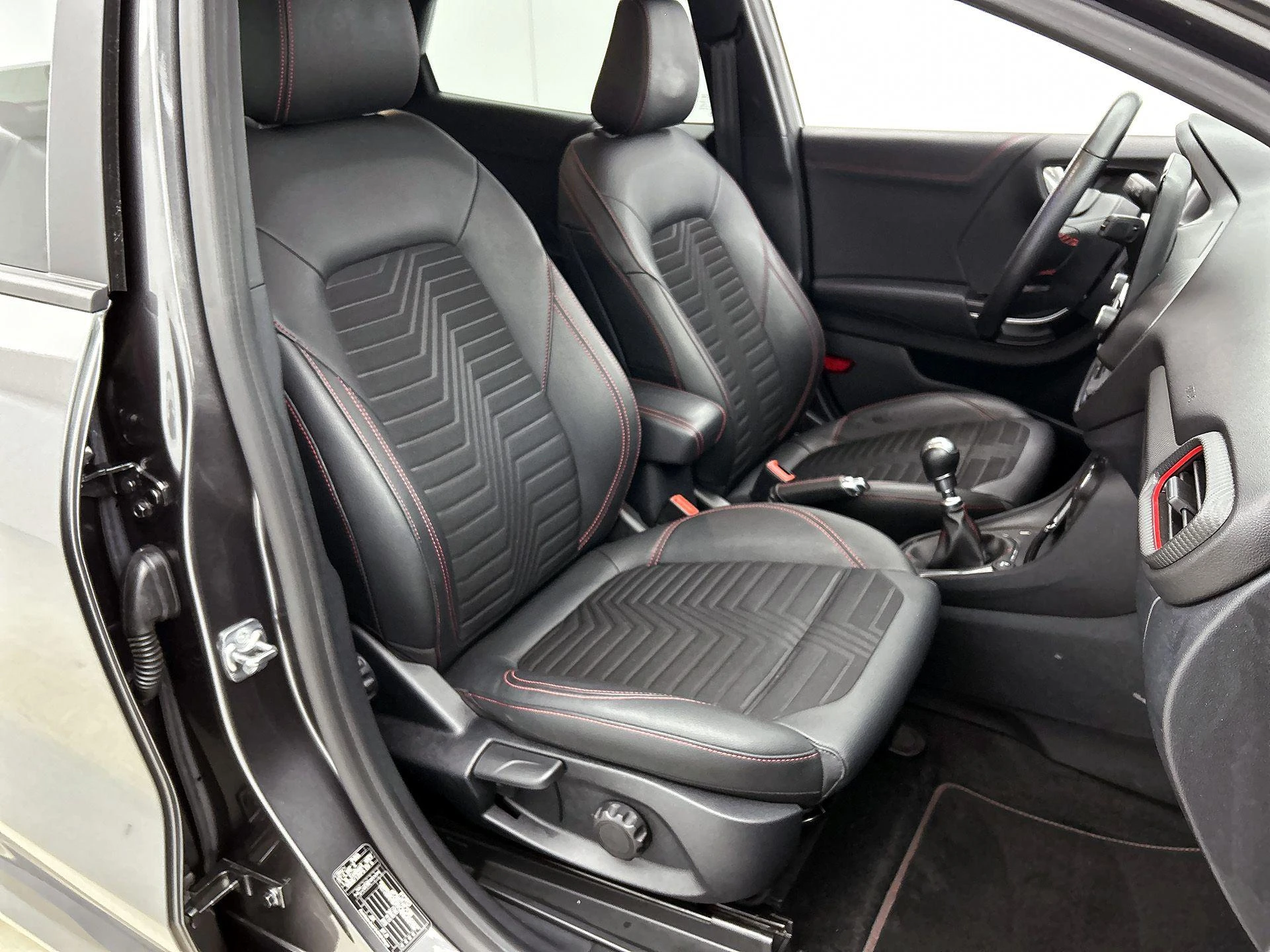 Ford-Puma-image-47