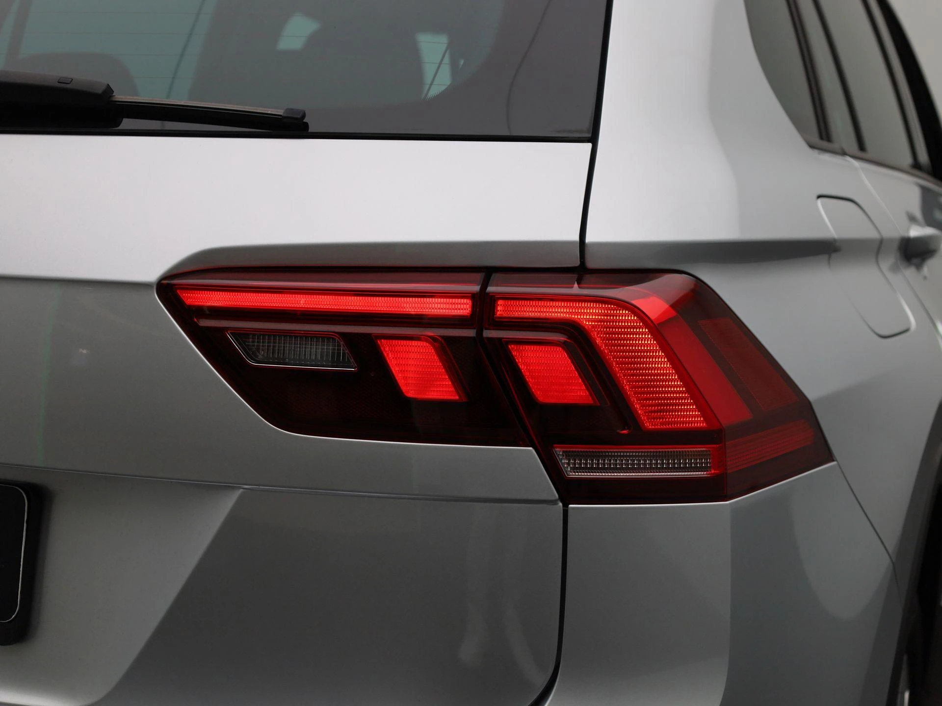 Volkswagen-Tiguan-image-35