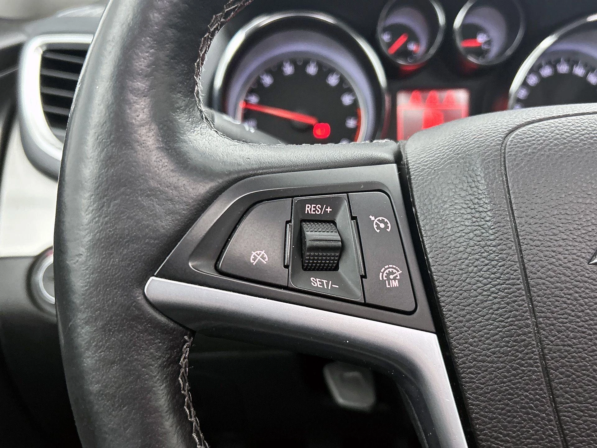 Opel-Mokka-image-7