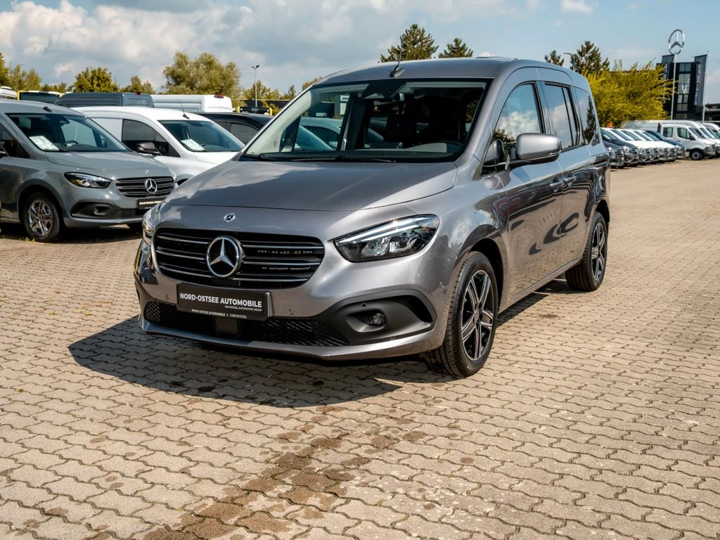 Mercedes-Benz-T-Klasse 180 d-image-7