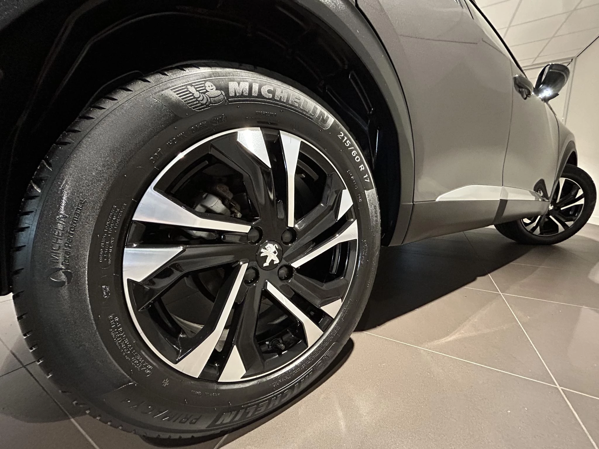 Peugeot 2008 1.2 PureTech Allure Pack