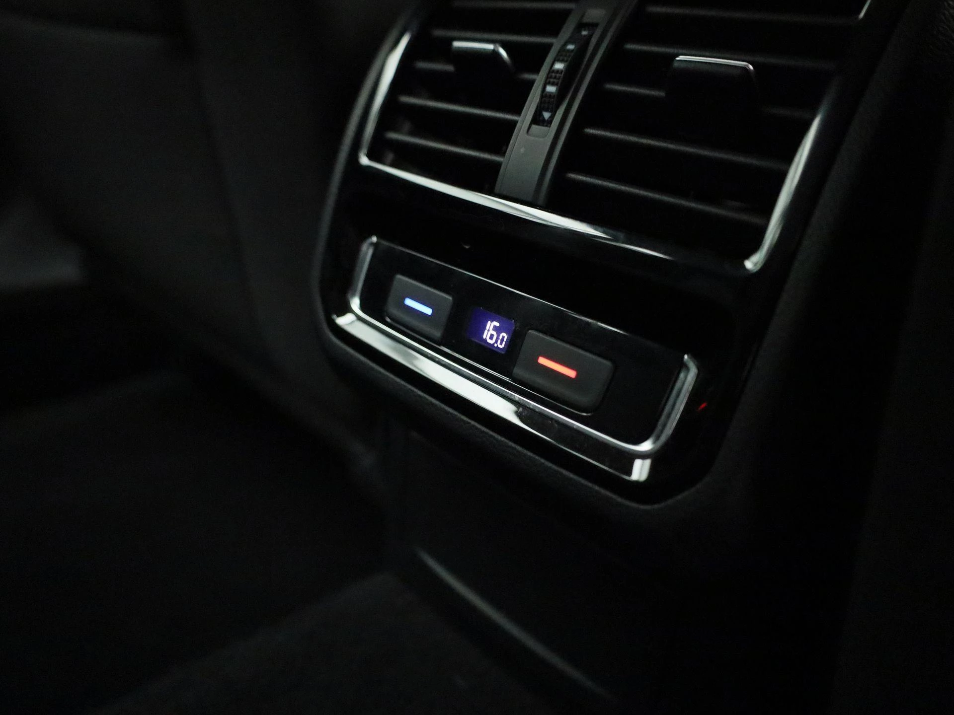 Volkswagen Passat Variant 1.5 TSI Business 150 PK
