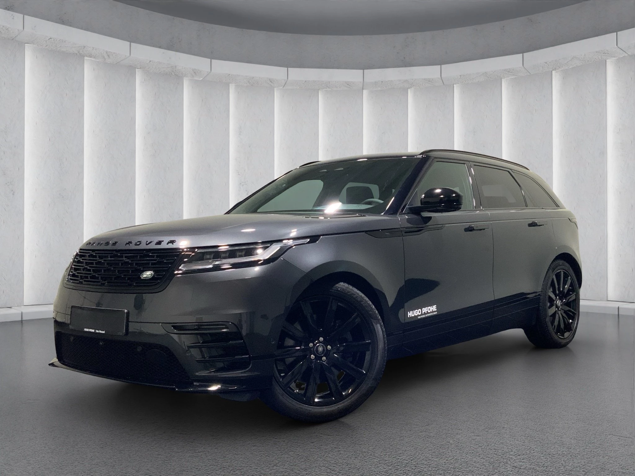 Land Rover-Range Rover Velar-image-0