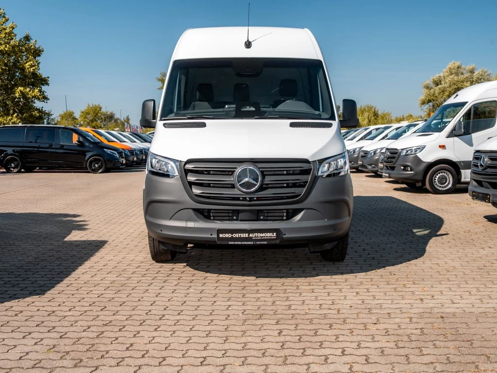 Mercedes-Benz-eSprinter-image-3