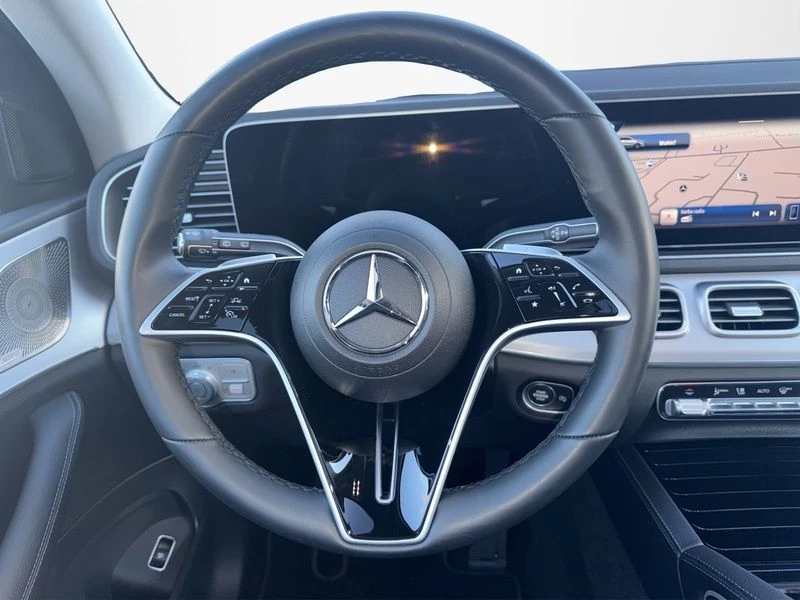 Mercedes-Benz GLE 300 d 4M PANO AHK DISTRO 7SITZ KEYLESS 360W167 GLE 300 d 4M PANO AHK DISTRO 7SITZ KEYLESS 360