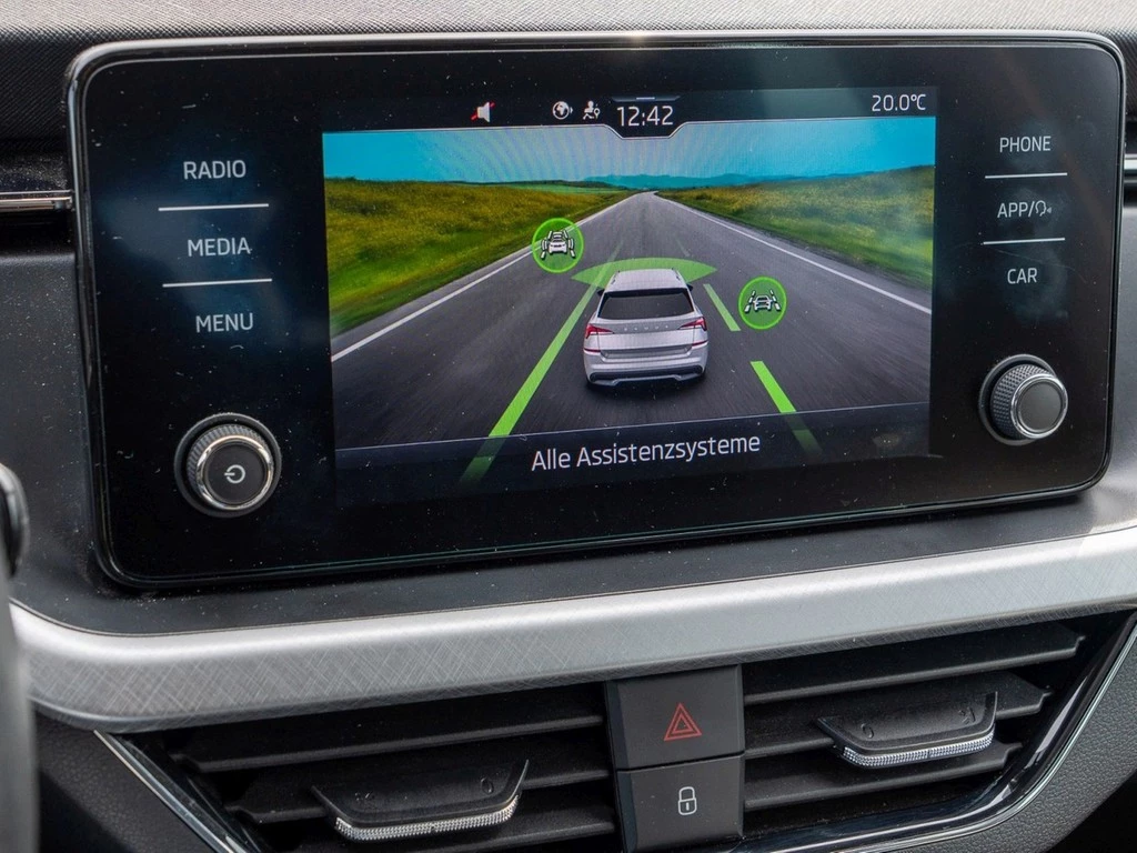 Škoda Kamiq 1.5 TSI Tour AHK, Frontscheibenheizung